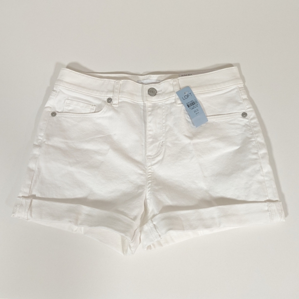 NWT LOFT petite white denim cuffed mid-rise shorts